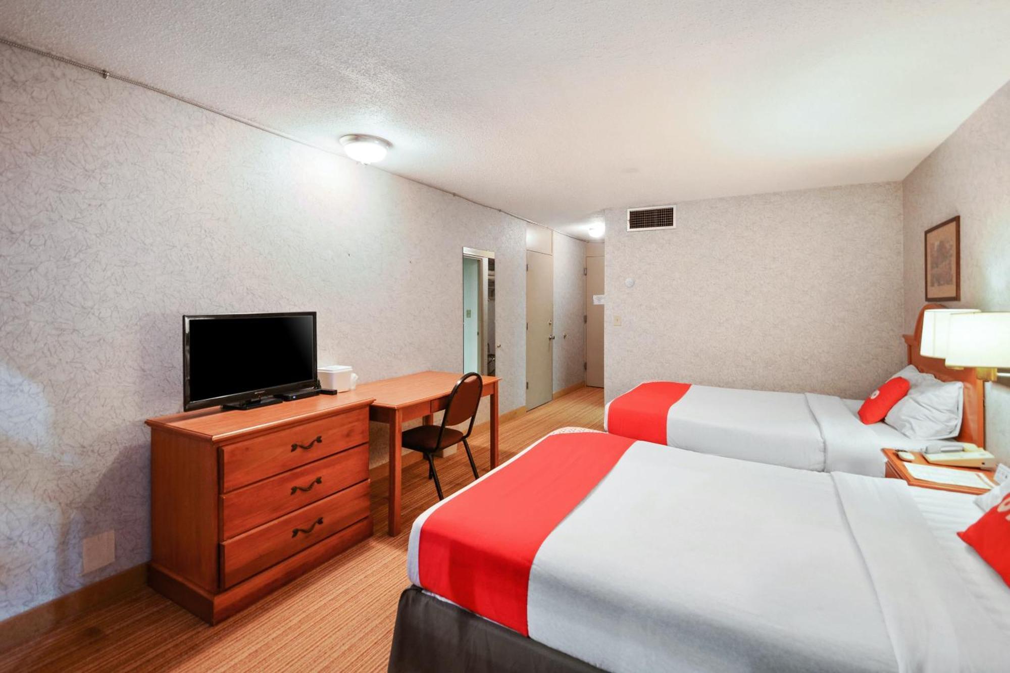 Oyo Hotel Goodland Ks Hwy 24 Bagian luar foto