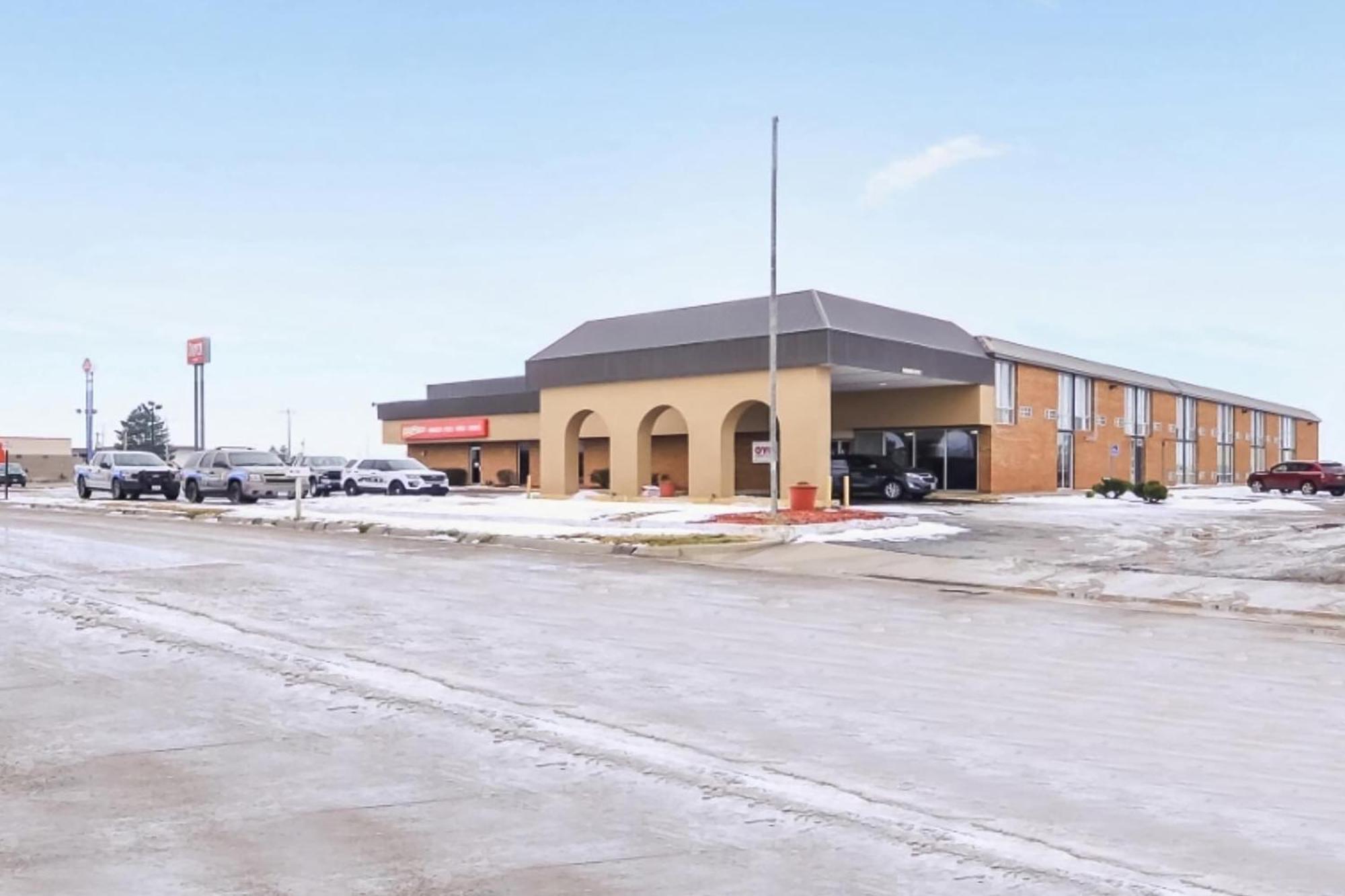 Oyo Hotel Goodland Ks Hwy 24 Bagian luar foto
