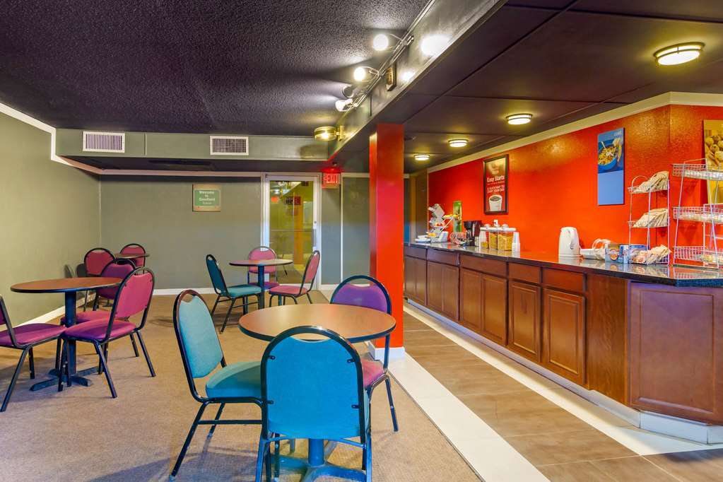 Oyo Hotel Goodland Ks Hwy 24 Restoran foto